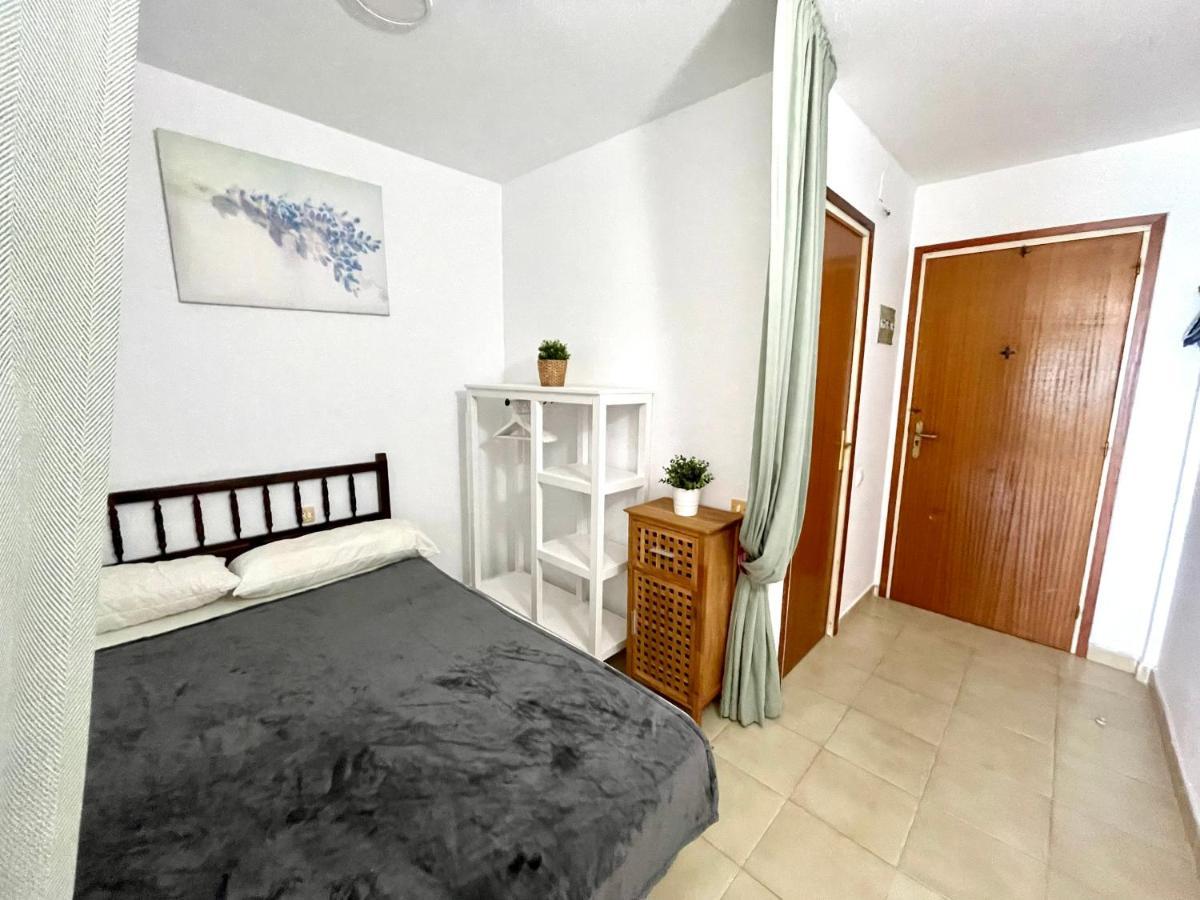 Karina 18J Apartment Емпуриабрава Екстериор снимка